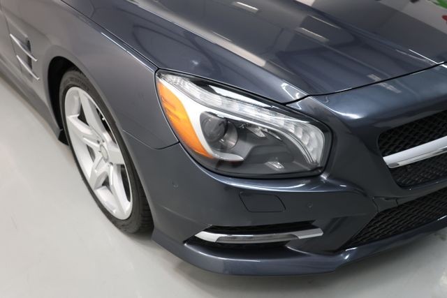 Mercedes-Benz SL-Class Vehicle Image 47