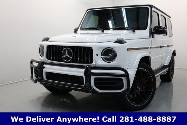 Mercedes-Benz G-Class Vehicle Image 02