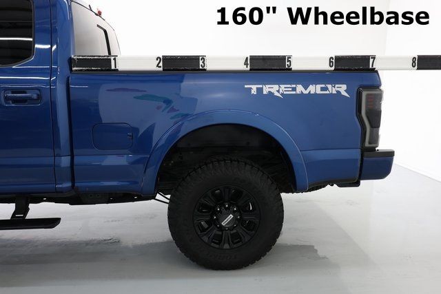 Ford Super Duty F-350 SRW Vehicle Image 32