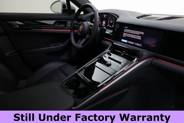 Porsche Panamera Vehicle Image 15