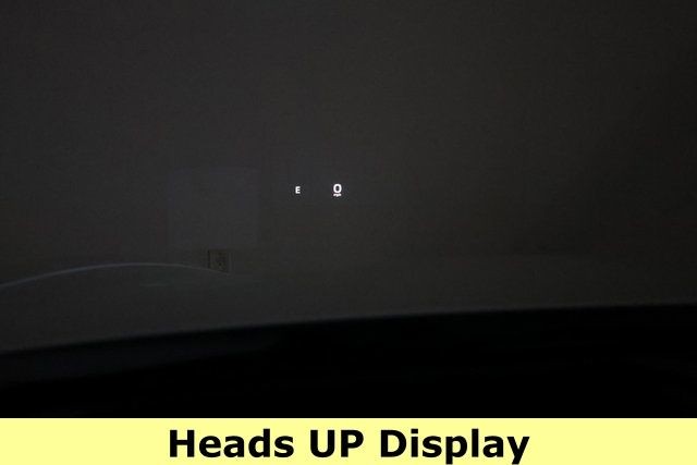 Porsche Panamera Vehicle Image 21