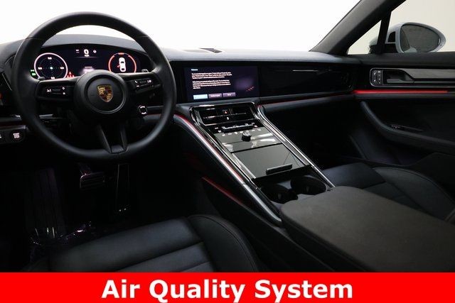 Porsche Panamera Vehicle Image 32