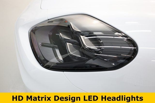 Porsche Panamera Vehicle Image 47