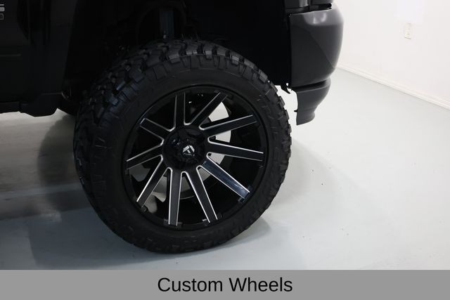 Chevrolet Silverado 1500 Vehicle Image 05