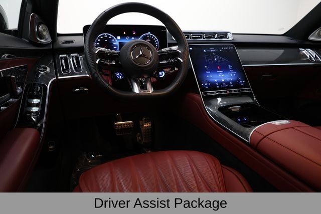 Mercedes-Benz S-Class Vehicle Image 43