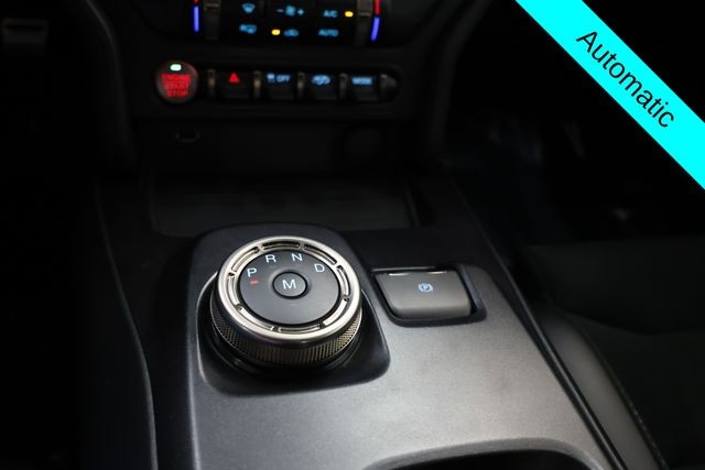 Ford Mustang Vehicle Image 26
