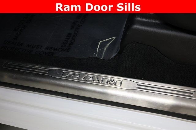 Ram 3500 Vehicle Image 33