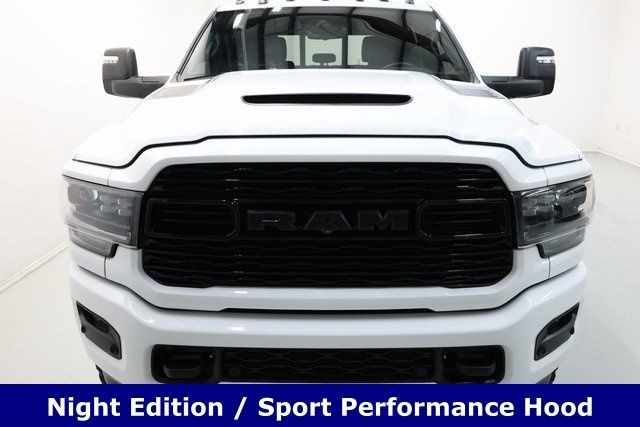 Ram 3500 Vehicle Image 48