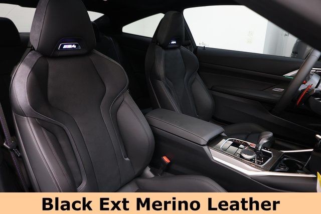 BMW M4 Vehicle Image 16