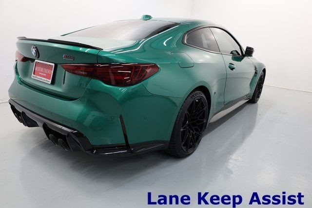BMW M4 Vehicle Image 31