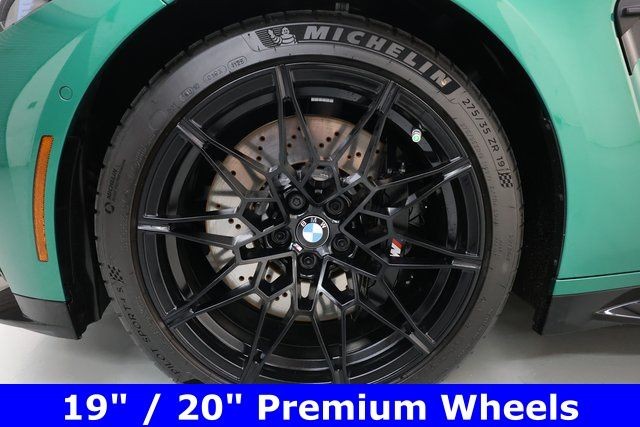 BMW M4 Vehicle Image 50