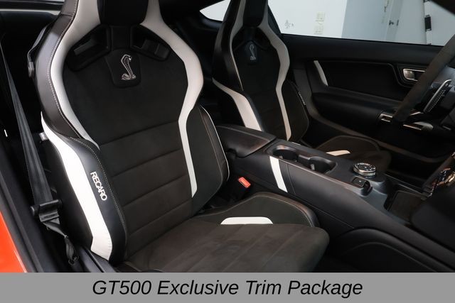 Ford Mustang Vehicle Image 16