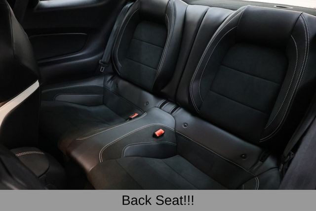 Ford Mustang Vehicle Image 18