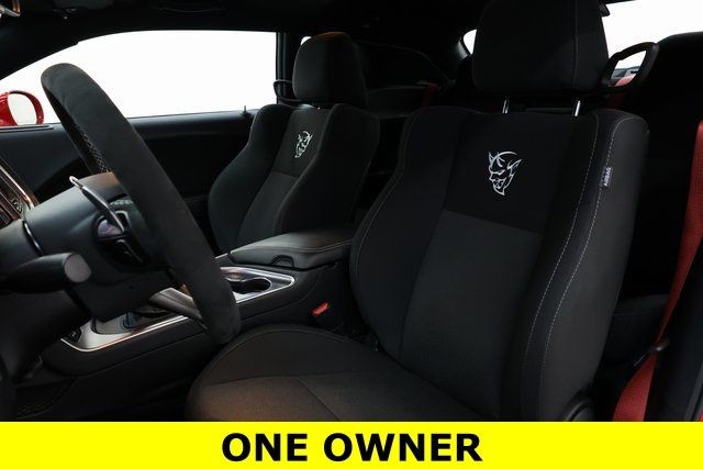 Dodge Challenger Vehicle Image 11