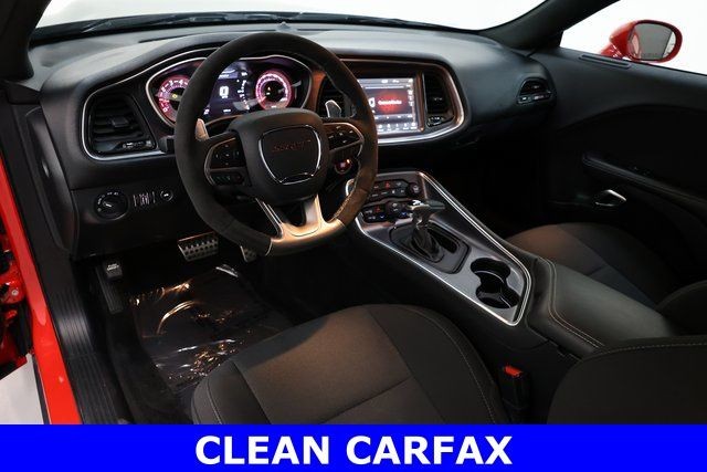 Dodge Challenger Vehicle Image 12