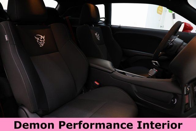 Dodge Challenger Vehicle Image 17