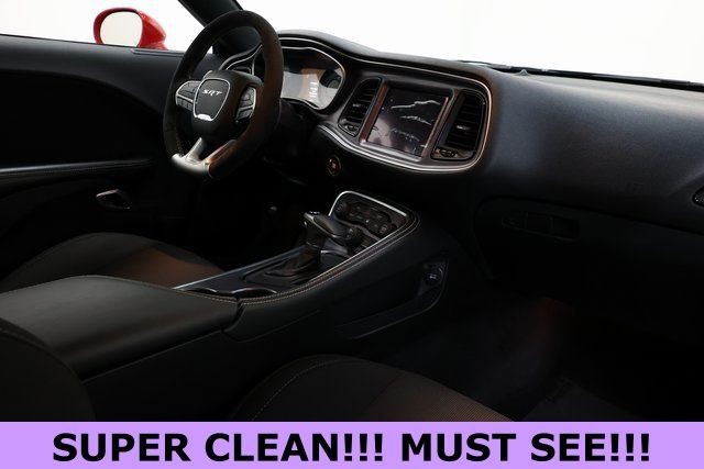 Dodge Challenger Vehicle Image 21