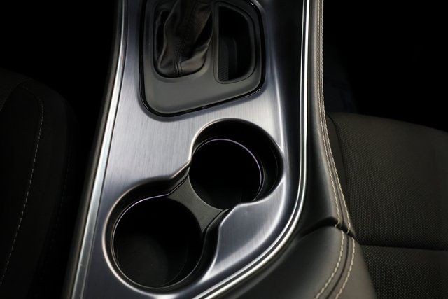 Dodge Challenger Vehicle Image 27