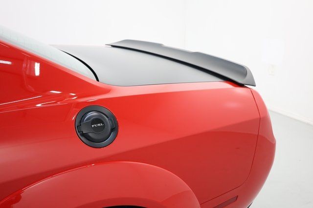 Dodge Challenger Vehicle Image 40