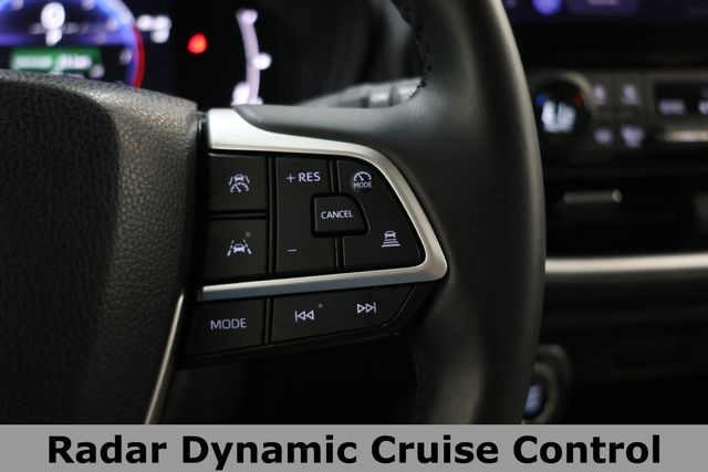 Toyota Grand Highlander Vehicle Image 35