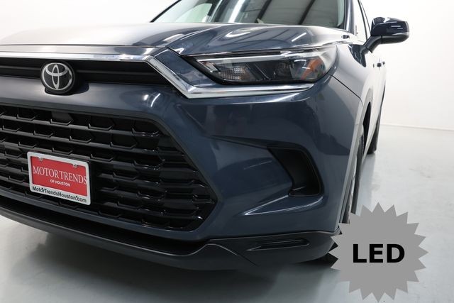 Toyota Grand Highlander Vehicle Image 37