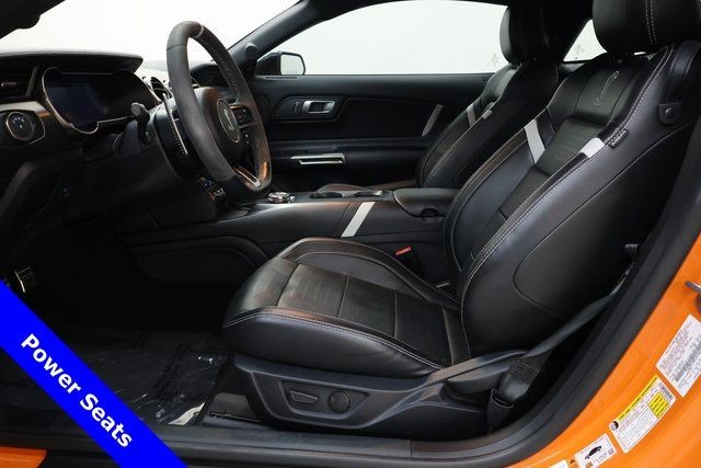 Ford Mustang Vehicle Image 32