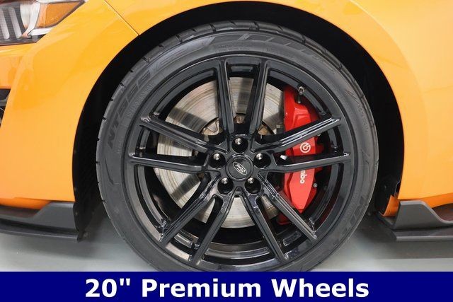 Ford Mustang Vehicle Image 41
