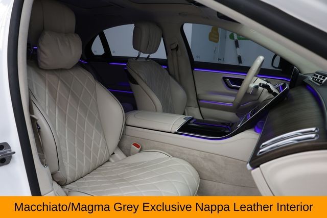 Mercedes-Benz S-Class Vehicle Image 12