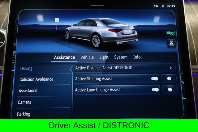 Mercedes-Benz S-Class Vehicle Image 28
