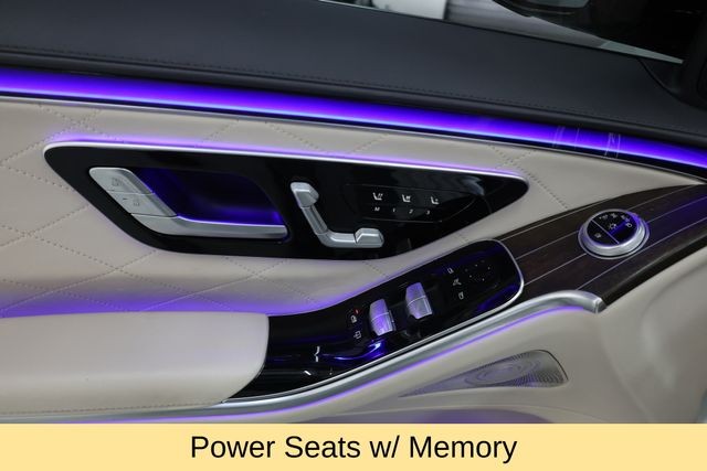 Mercedes-Benz S-Class Vehicle Image 35