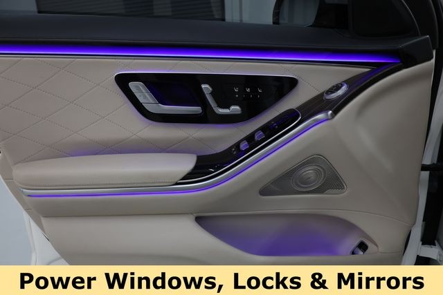 Mercedes-Benz S-Class Vehicle Image 50