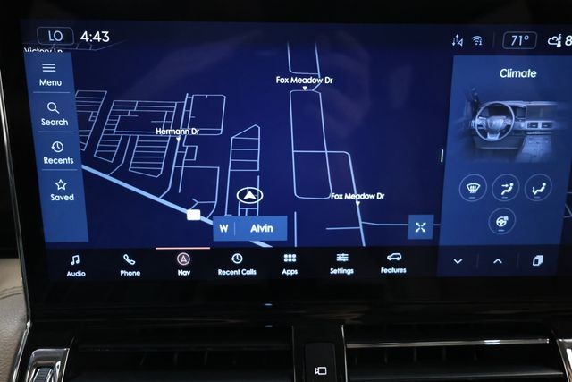Lincoln Navigator Vehicle Image 18