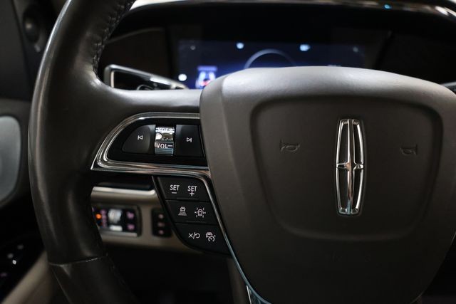 Lincoln Navigator Vehicle Image 43