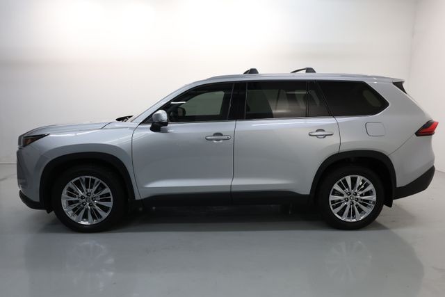 Toyota Grand Highlander Vehicle Image 11