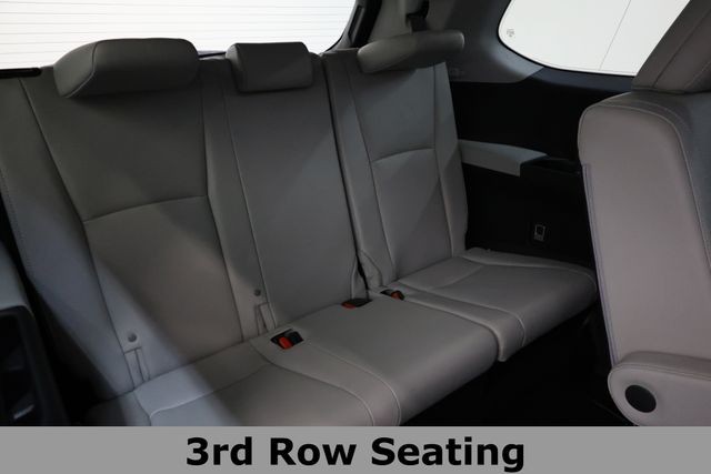 Toyota Grand Highlander Vehicle Image 14