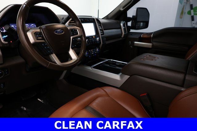 Ford Super Duty F-350 DRW Vehicle Image 10