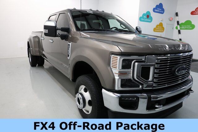 Ford Super Duty F-350 DRW Vehicle Image 13