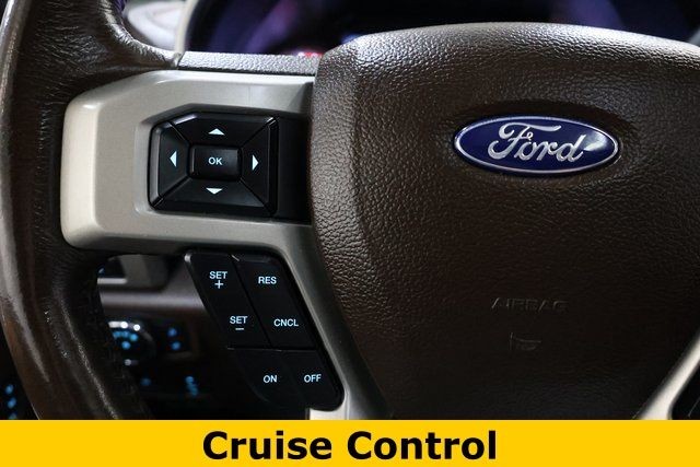 Ford Super Duty F-350 DRW Vehicle Image 45