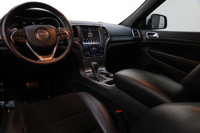 Jeep Grand Cherokee Vehicle Image 09