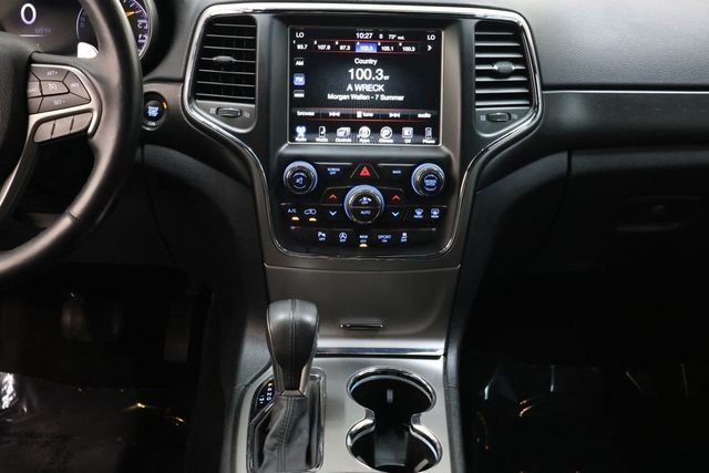 Jeep Grand Cherokee Vehicle Image 12