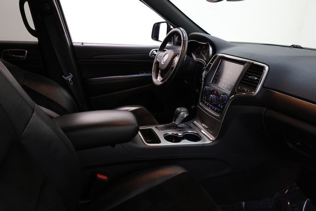 Jeep Grand Cherokee Vehicle Image 13