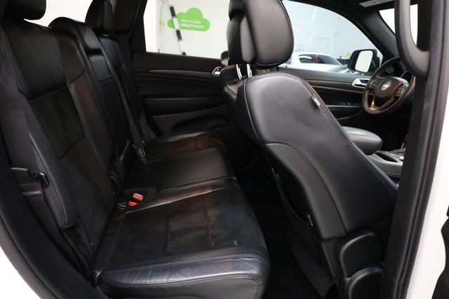 Jeep Grand Cherokee Vehicle Image 14