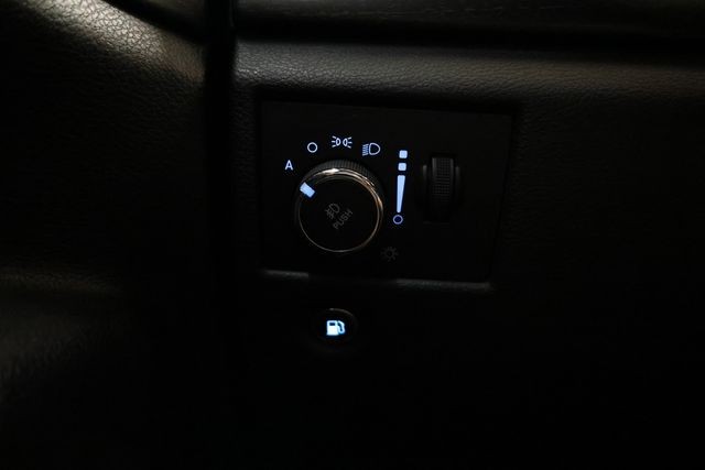 Jeep Grand Cherokee Vehicle Image 49