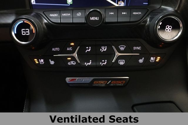 Chevrolet Corvette Vehicle Image 28