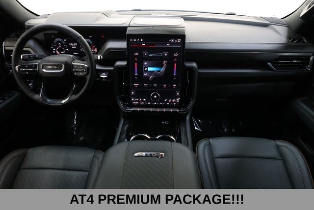 GMC Yukon Vehicle Image 10