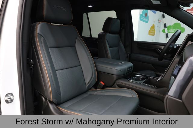 GMC Yukon Vehicle Image 13