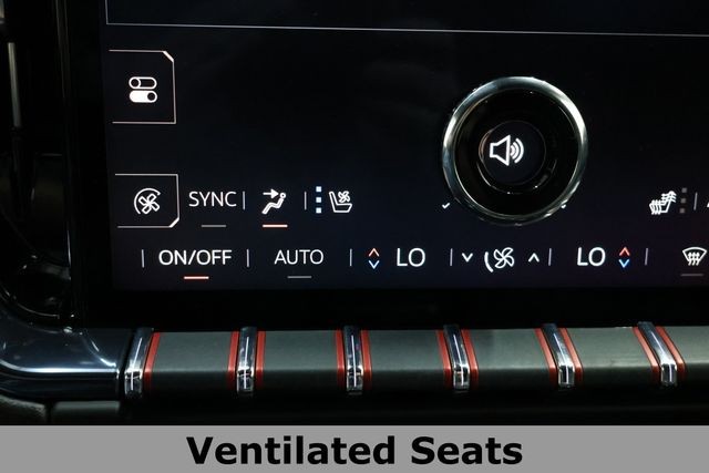 GMC Yukon Vehicle Image 37