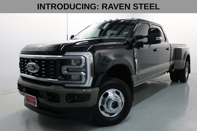 Ford Super Duty F-350 DRW Vehicle Image 02