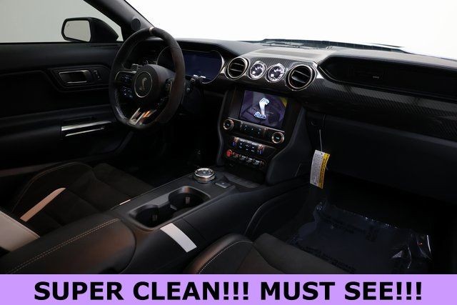 Ford Mustang Vehicle Image 19