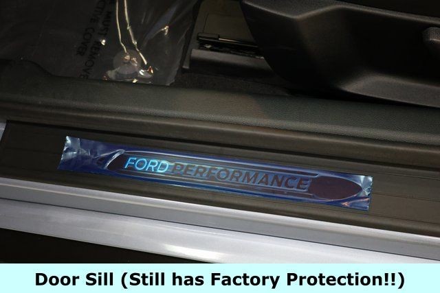 Ford Mustang Vehicle Image 34